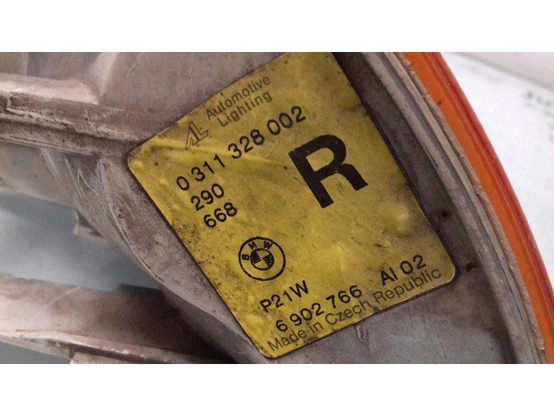 Recambio de piloto delantero derecho para bmw serie 3 berlina (e46) 320d referencia OEM IAM 1315106141 03113280002 6902766