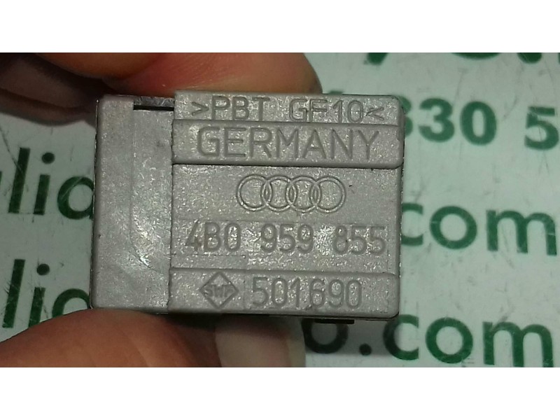 Recambio de mando elevalunas trasero izquierdo para audi a6 berlina (4b2) 1.9 tdi referencia OEM IAM 4B0959855  