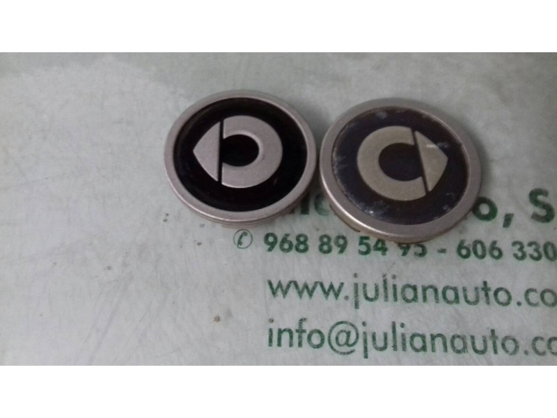 Recambio de tapacubos para smart roadster dreamer roadster (45kw) referencia OEM IAM A4534000200  2 TAPAS