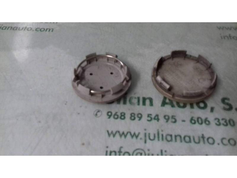 Recambio de tapacubos para smart roadster dreamer roadster (45kw) referencia OEM IAM A4534000200  2 TAPAS