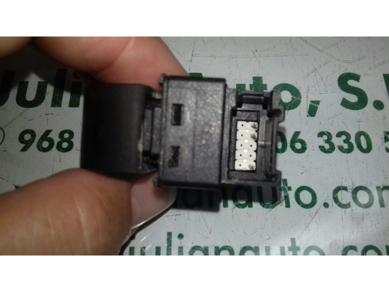 Recambio de mando elevalunas delantero derecho para audi a2 (8z) 1.4 tdi (55kw) referencia OEM IAM 8Z0959855  