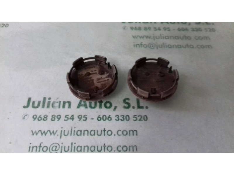 Recambio de tapacubos para peugeot 207 xs referencia OEM IAM 9639098380  2 TAPAS