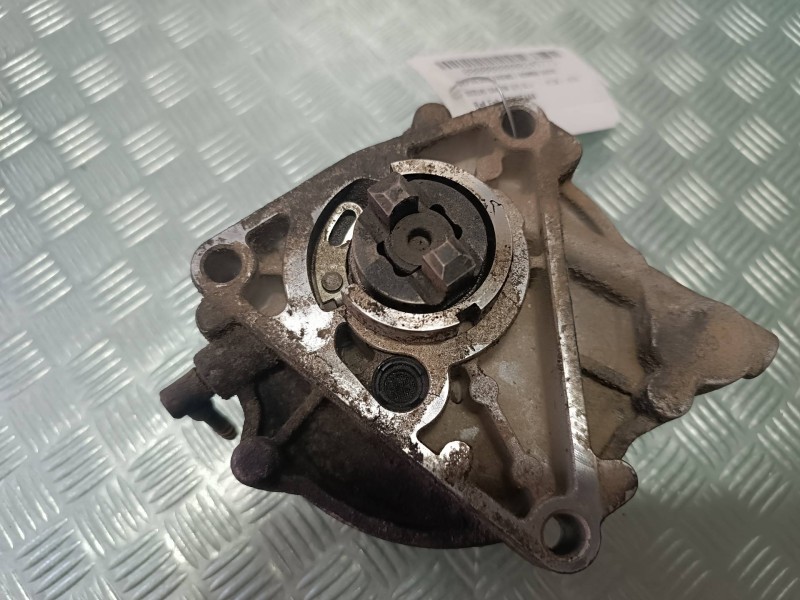 Recambio de depresor freno / bomba vacio para suzuki sx4 rw (ey) gl+ referencia OEM IAM 55205444 2905303 PIERBURG