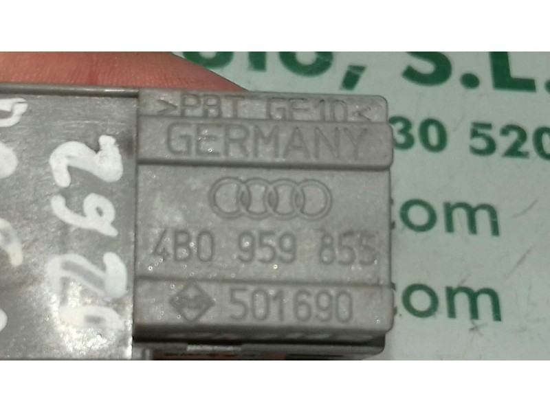 Recambio de mando elevalunas trasero derecho para audi a3 (8l) 1.6 ambiente referencia OEM IAM 4B0959855  