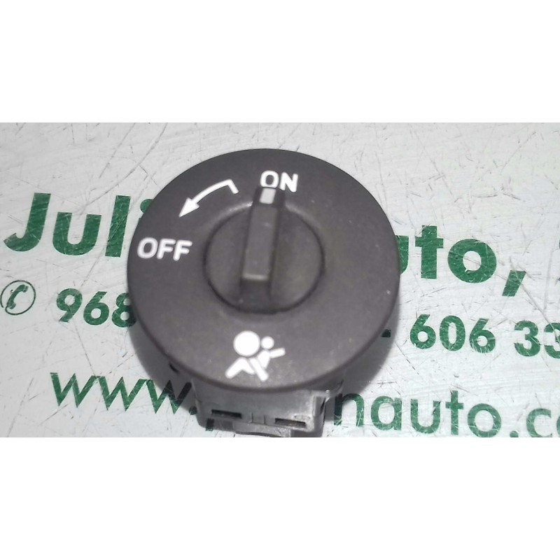 Recambio de interruptor para renault clio iii gt referencia OEM IAM 8200169589 231701 AIRBAG