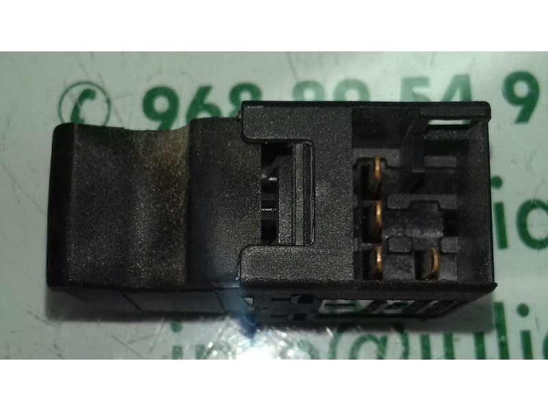 Recambio de mando elevalunas trasero derecho para seat toledo (1m2) signo referencia OEM IAM 1M0959855  