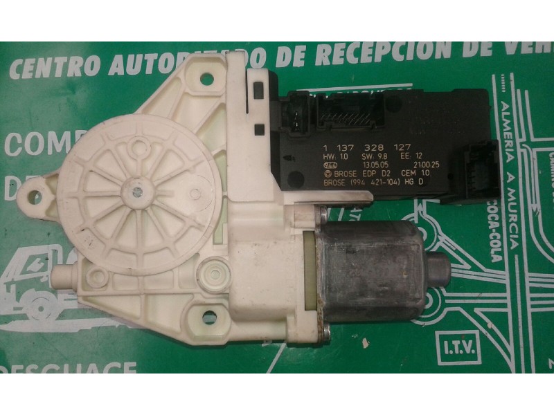 Recambio de motor elevalunas delantero derecho para peugeot 407 sw st confort referencia OEM IAM 1137328127 994421104 