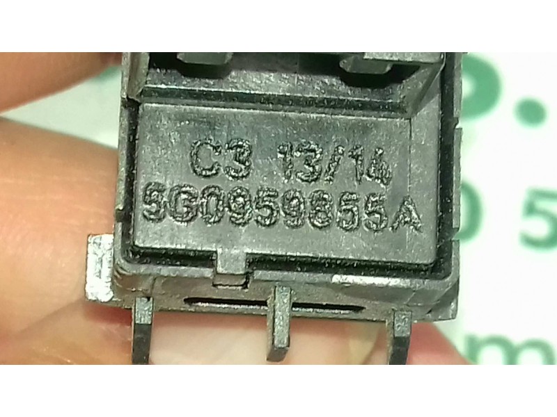 Recambio de mando elevalunas trasero derecho para seat leon (5f1) reference referencia OEM IAM 5G0959855A  