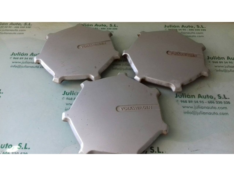 Recambio de tapacubos para volkswagen passat berlina (312) arriva referencia OEM IAM 357601149  3 TAPAS