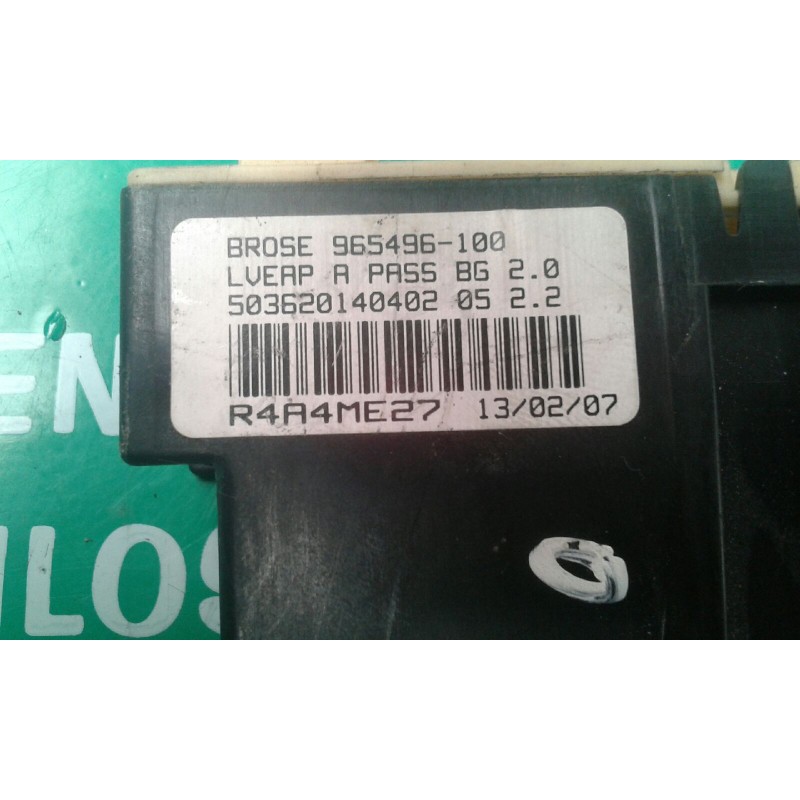 Recambio de motor elevalunas delantero derecho para peugeot 307 berlina (s2) xsi referencia OEM IAM 965496100 9681587180 