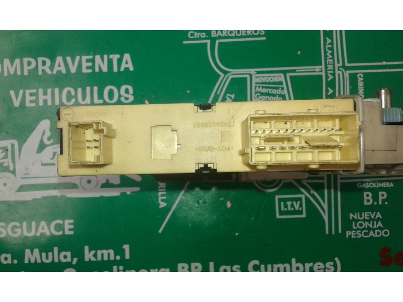 Recambio de motor elevalunas delantero derecho para peugeot 307 berlina (s2) xsi referencia OEM IAM 965496100 9681587180 