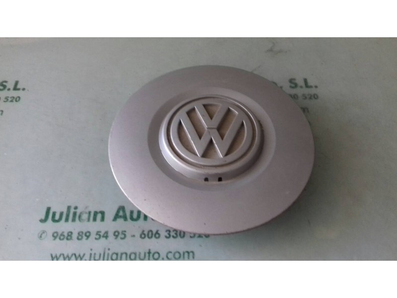Recambio de tapacubos para volkswagen polo berlina (6n1) básico referencia OEM IAM 1H0601149A  1 UNIDAD Recambio de tapacubos para volkswagen polo berlina (6n1) básico referencia OEM IAM 1H0601149A  1 UNIDAD
