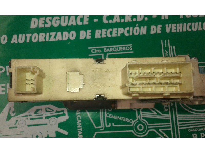 Recambio de motor elevalunas delantero derecho para citroen c4 berlina exclusive referencia OEM IAM 996388100 997831100 