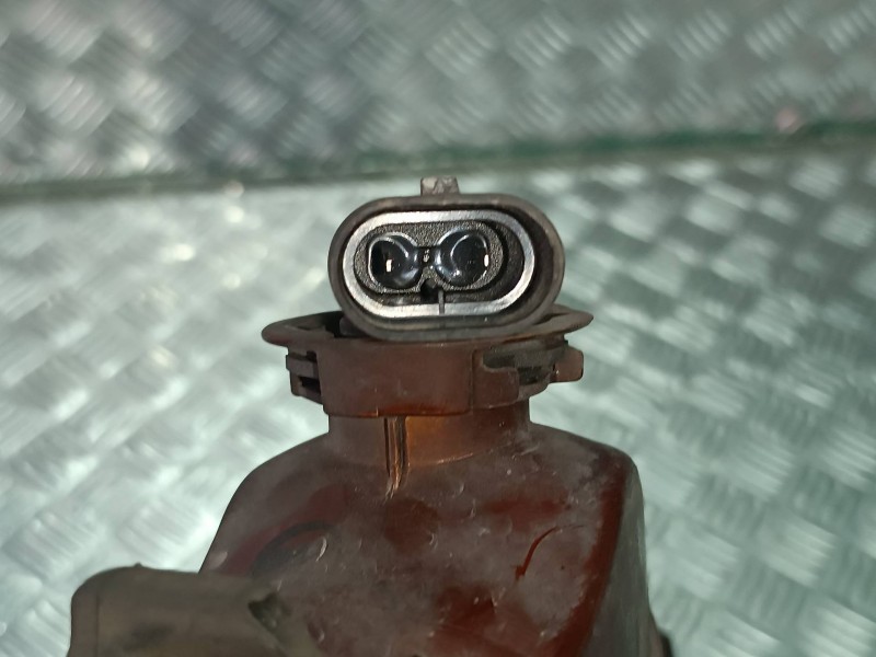 Recambio de faro antiniebla izquierdo para bmw serie 3 berlina (e46) 320i referencia OEM IAM 147271LI  