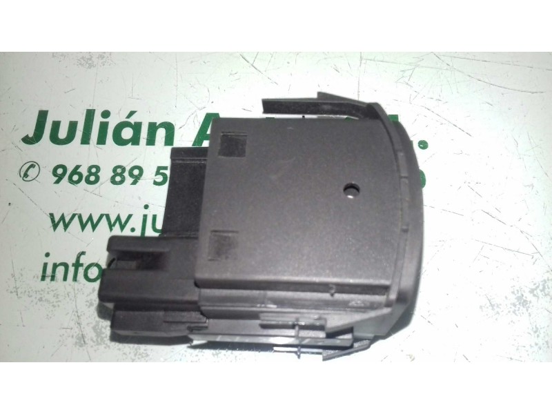 Recambio de interruptor para renault laguna iii 2.0 d referencia OEM IAM 8200095495B 88020010457 REGULADOR LUZ