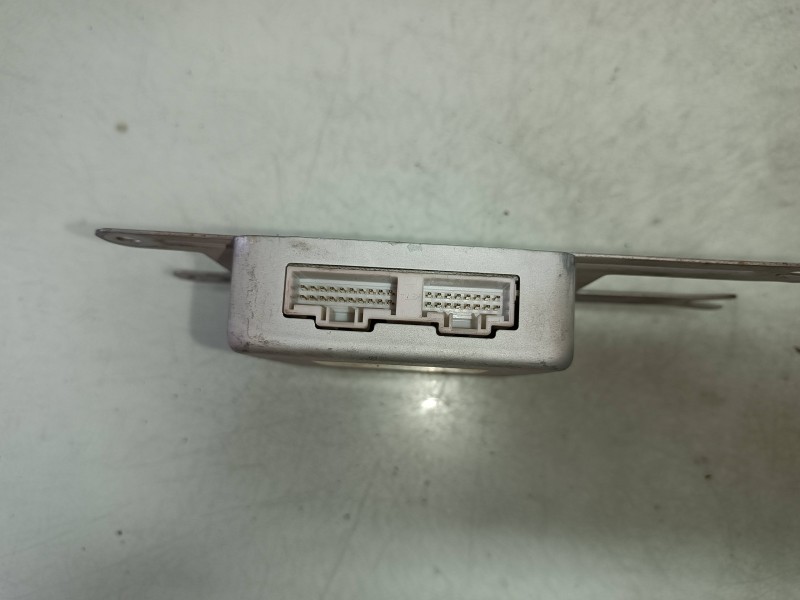 Recambio de modulo electronico para kia carnival td ls referencia OEM IAM OK55A18701  