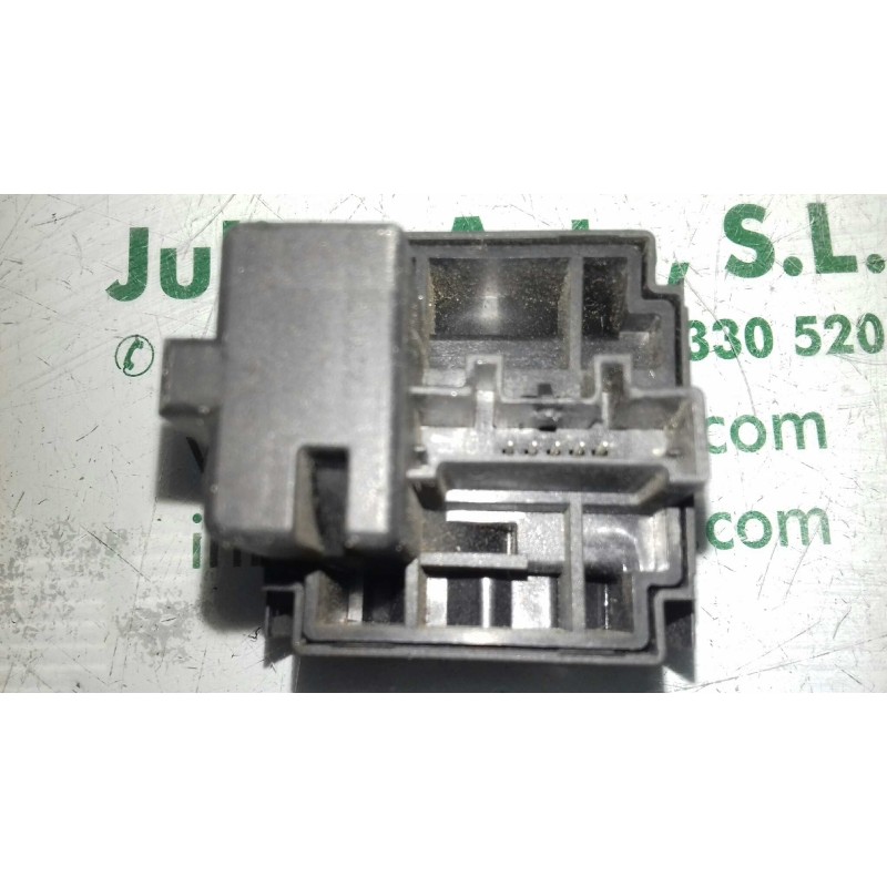 Recambio de interruptor para renault laguna iii 2.0 d referencia OEM IAM 8200095495B 88020010457 REGULADOR LUZ