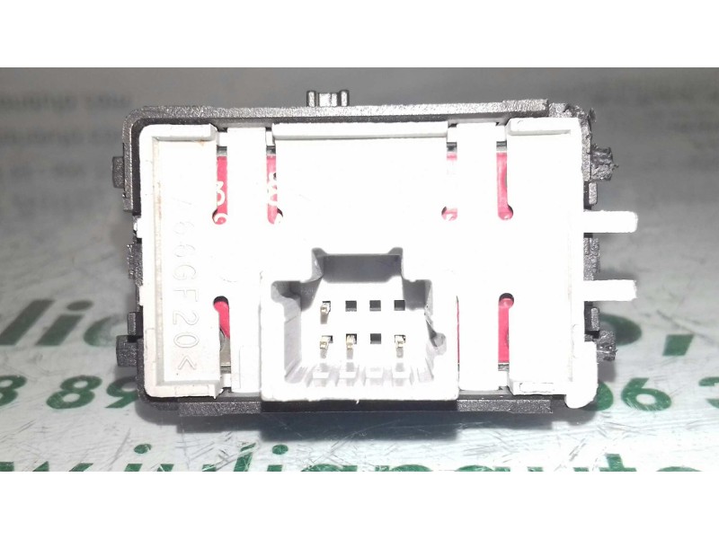 Recambio de interruptor para renault laguna iii 2.0 d referencia OEM IAM 284480002R 3 + 1 PINES APARCA