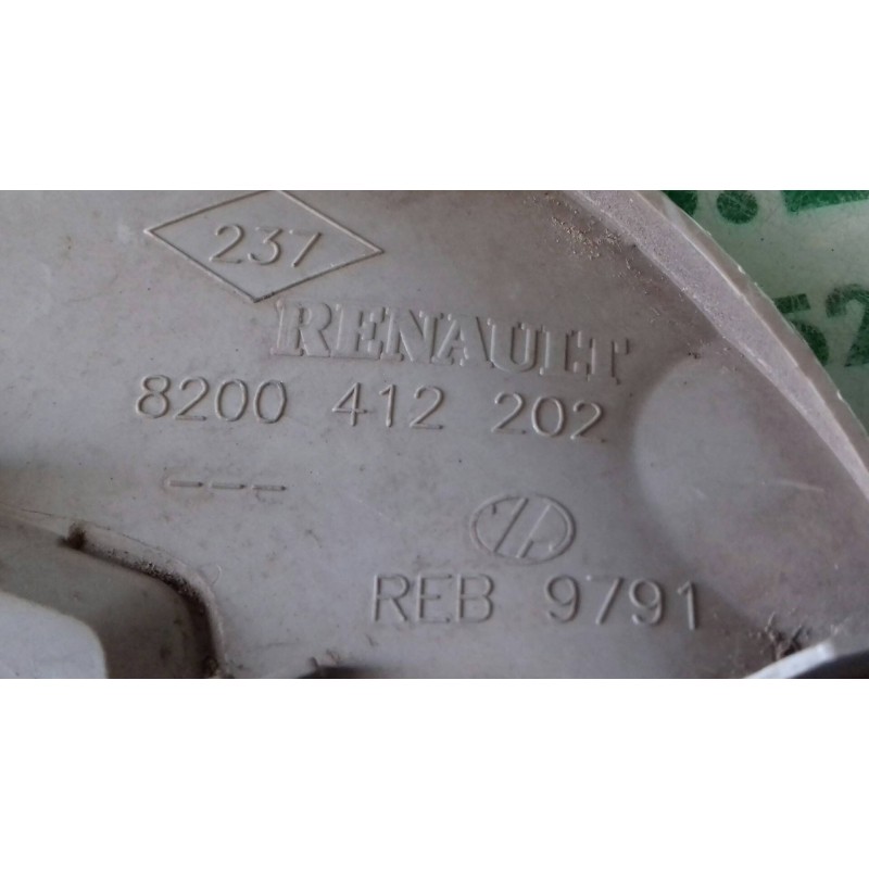 Recambio de tapacubos para renault megane ii berlina 5p confort dynamique referencia OEM IAM 8200412202 9791 4 UNIDADES
