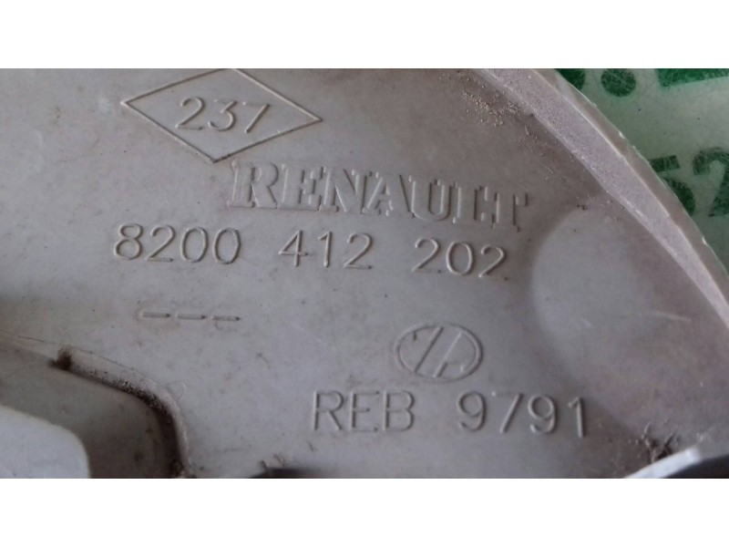 Recambio de tapacubos para renault megane ii berlina 5p confort dynamique referencia OEM IAM 8200412202 9791 4 UNIDADES
