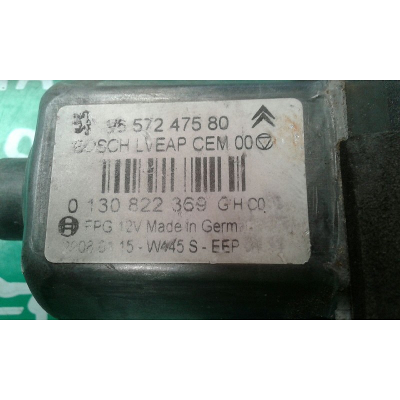 Recambio de motor elevalunas delantero derecho para peugeot 308 confort referencia OEM IAM 0130822369 9657247580 BOSCH