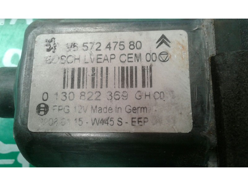 Recambio de motor elevalunas delantero derecho para peugeot 308 confort referencia OEM IAM 0130822369 9657247580 BOSCH