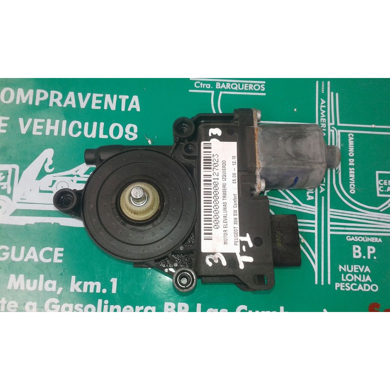 Recambio de motor elevalunas trasero izquierdo para peugeot 308 sw confort referencia OEM IAM 0130822449 9680692380 BOSCH