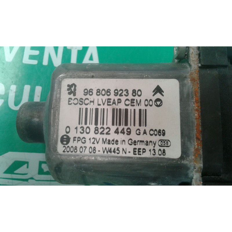 Recambio de motor elevalunas trasero izquierdo para peugeot 308 sw confort referencia OEM IAM 0130822449 9680692380 BOSCH