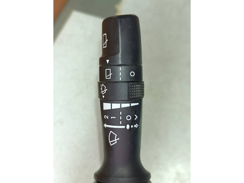 Recambio de mando luces para hyundai i20 basis referencia OEM IAM 202008910  