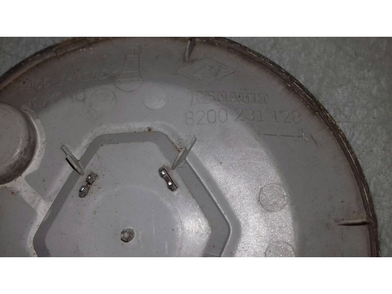 Recambio de tapacubos para renault modus luxe privilege referencia OEM IAM 8200231128  1 UNIDAD