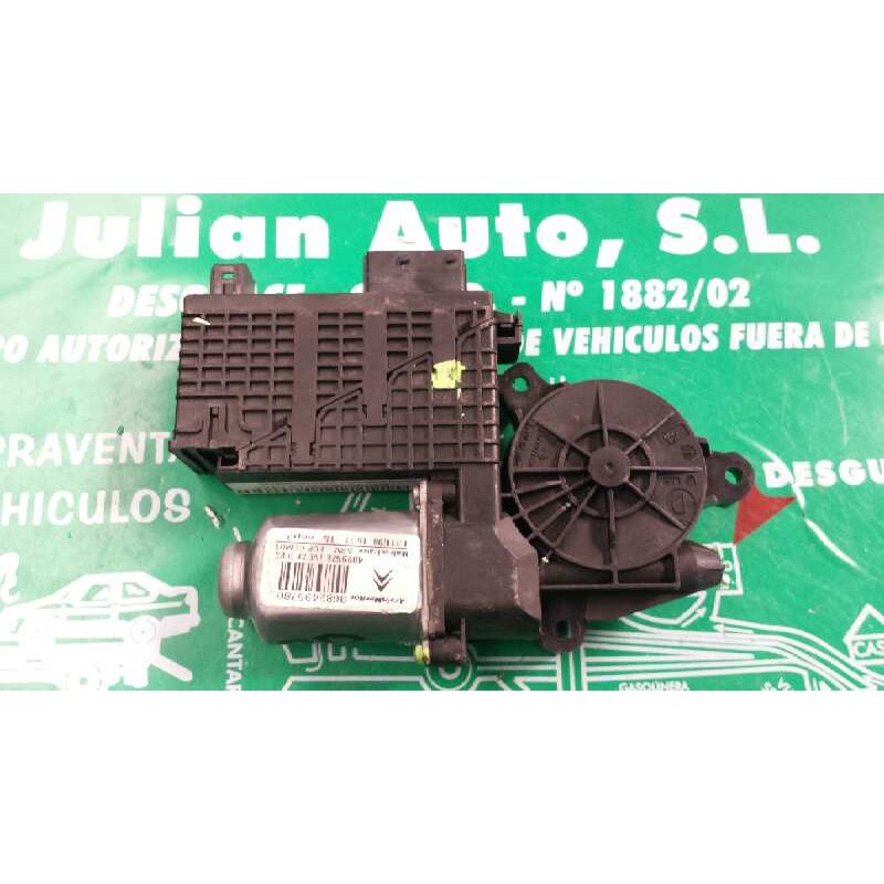 Recambio de motor elevalunas delantero derecho para citroen c4 grand picasso exclusive referencia OEM IAM 9682495780 400962E 