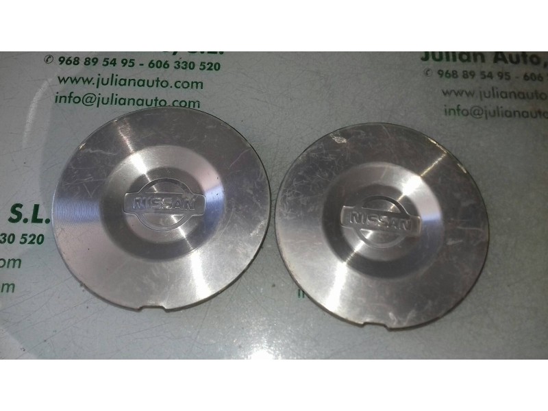 Recambio de tapacubos para nissan primera berlina (p11) básico referencia OEM IAM 403152F410  2 UNIDADES
