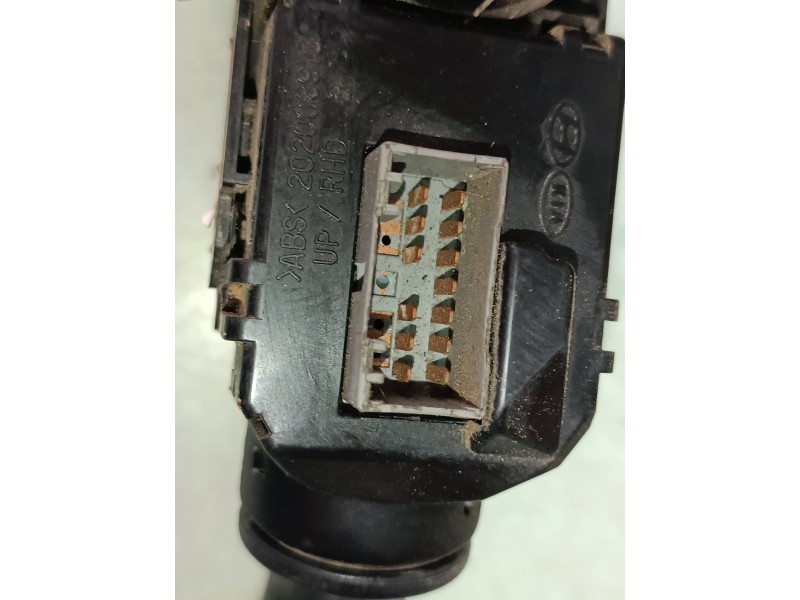 Recambio de mando luces para hyundai i20 basis referencia OEM IAM 202008910  