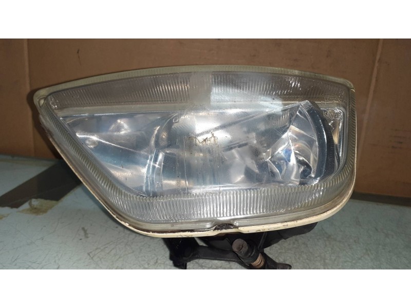 Recambio de faro antiniebla izquierdo para ford focus berlina (cak) ambiente referencia OEM IAM 2M5115201AG  