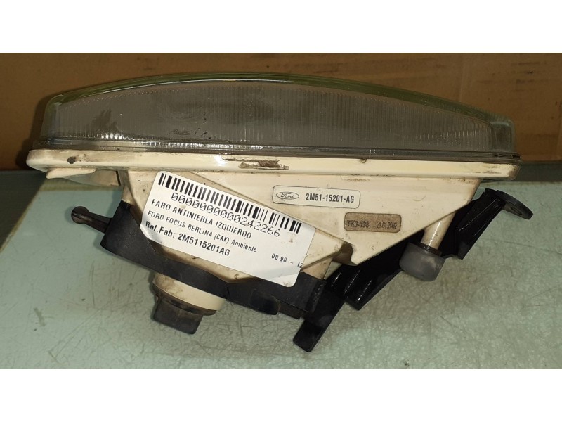 Recambio de faro antiniebla izquierdo para ford focus berlina (cak) ambiente referencia OEM IAM 2M5115201AG  