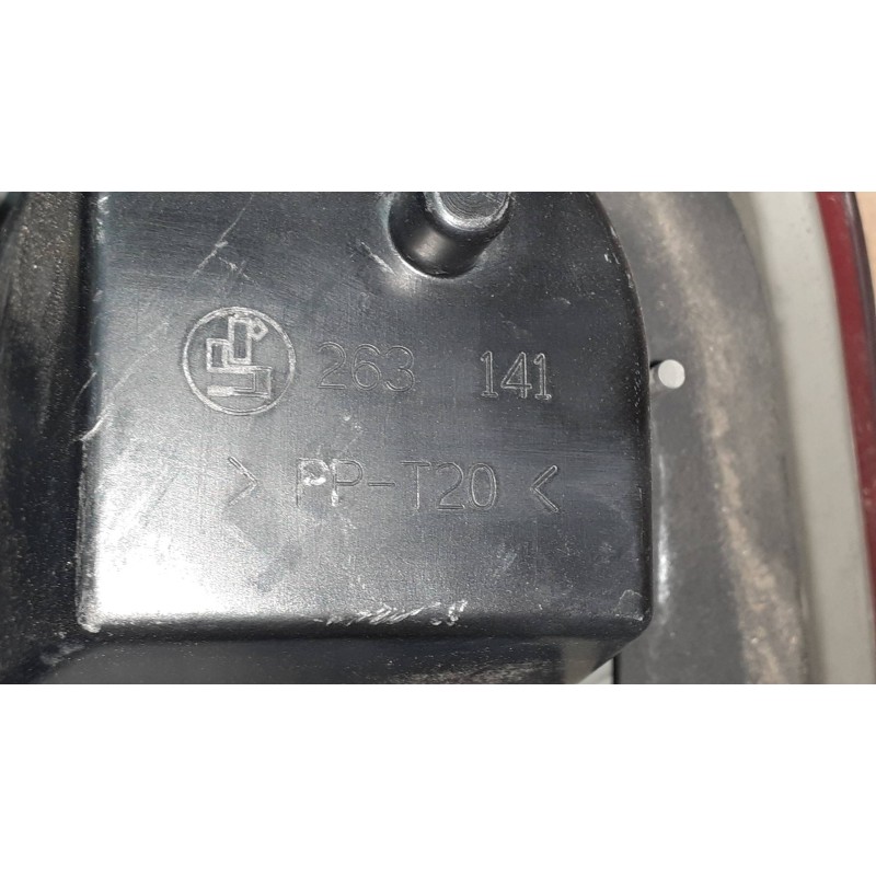 Recambio de piloto trasero izquierdo para mg rover serie 75 (rj) 2.0 cdt classic referencia OEM IAM 263141  