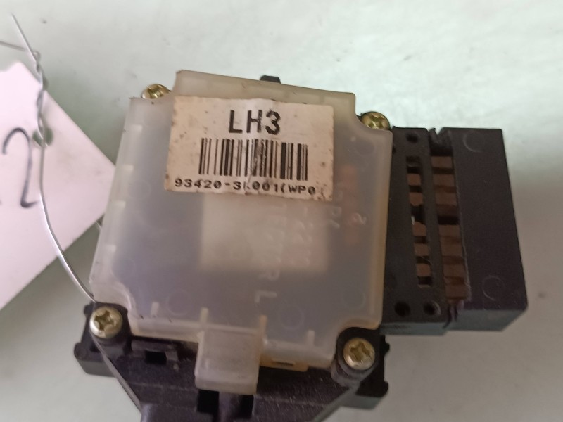 Recambio de mando limpia para hyundai sonata (nf) 2.0 crdi comfort ii referencia OEM IAM 3613P0 PA66GF3 