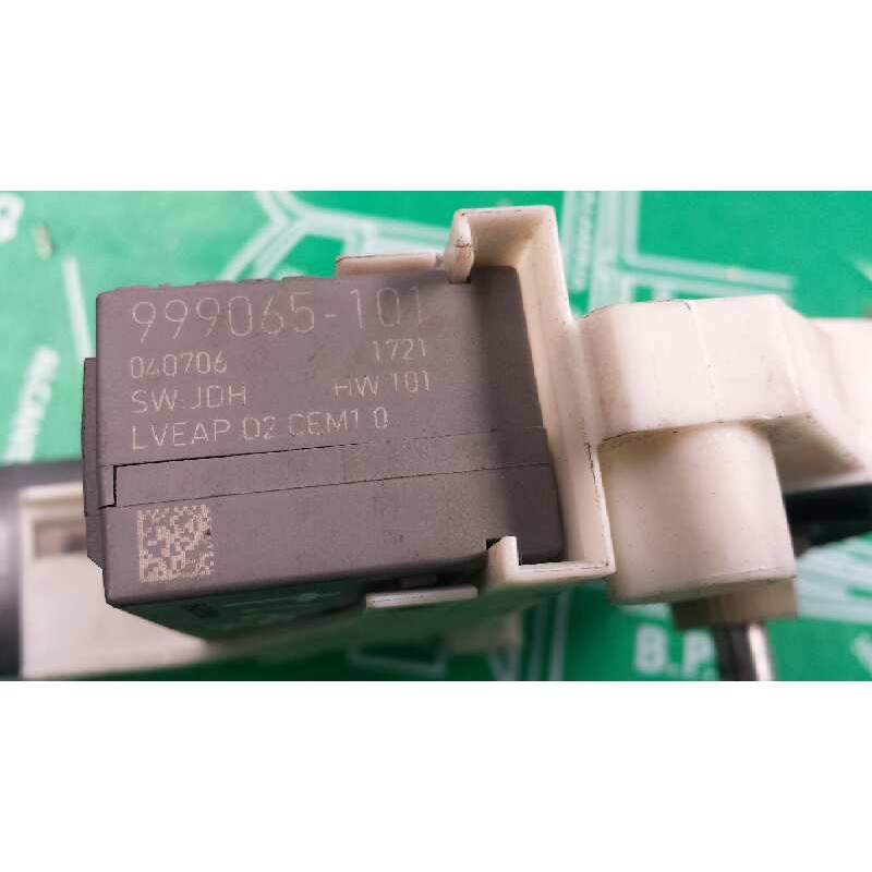 Recambio de motor elevalunas trasero izquierdo para peugeot 407 sw st confort pack referencia OEM IAM 9646595680 999065101 04070