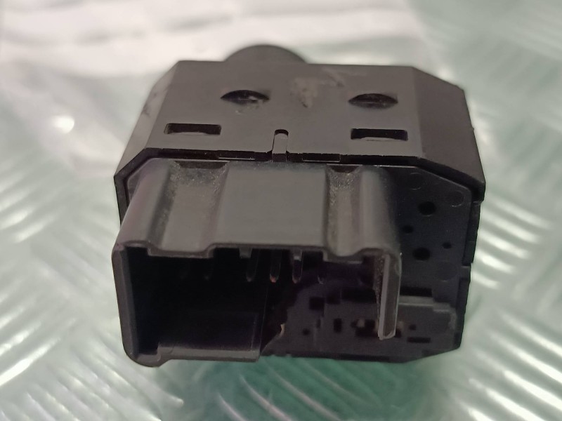 Recambio de mando retrovisor para suzuki sx4 rw (ey) gl+ referencia OEM IAM 62J00  CONECTOR 9 PINES