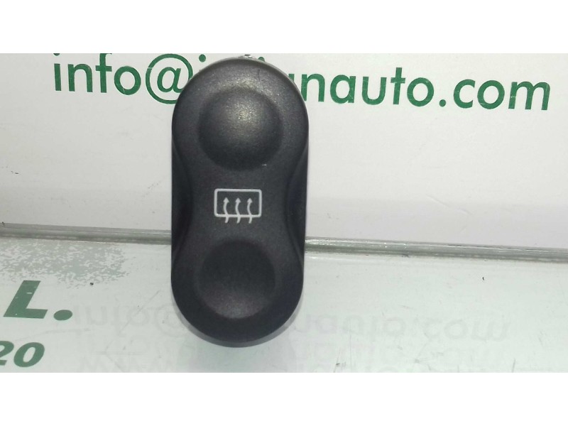 Recambio de interruptor para dacia sandero básico referencia OEM IAM 710682  LUNA TERMICA