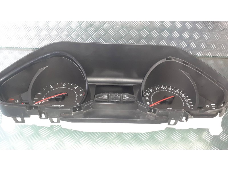Recambio de cuadro instrumentos para peugeot 208 access referencia OEM IAM 9801904580H  