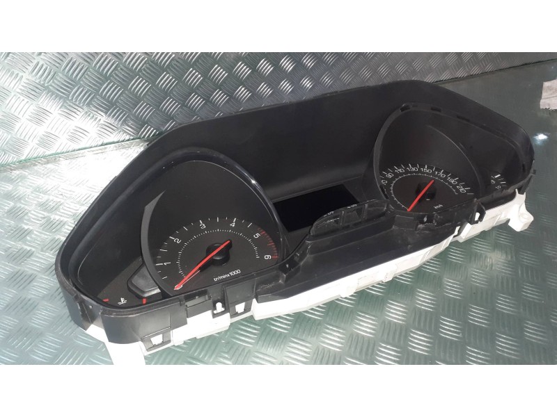 Recambio de cuadro instrumentos para peugeot 208 access referencia OEM IAM 9801904580H  