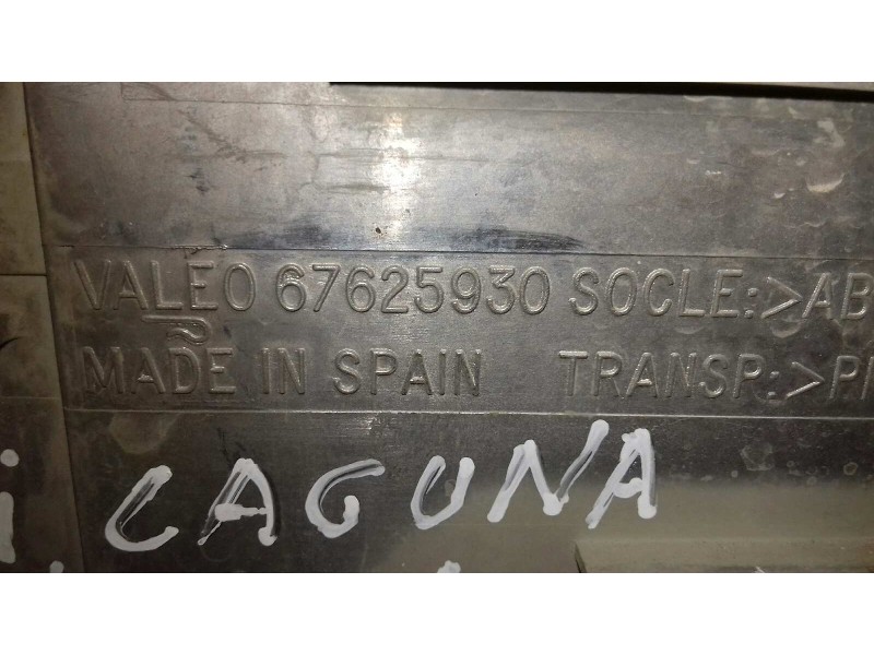 Recambio de piloto delantero izquierdo para renault laguna (b56) 1.8 anade referencia OEM IAM 67625930 VALEO 2 PINES
