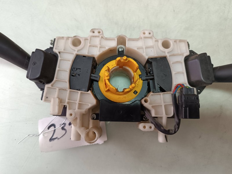 Recambio de mando luces para hyundai tucson (jm) 2.0 crdi comfort referencia OEM IAM 20203395  