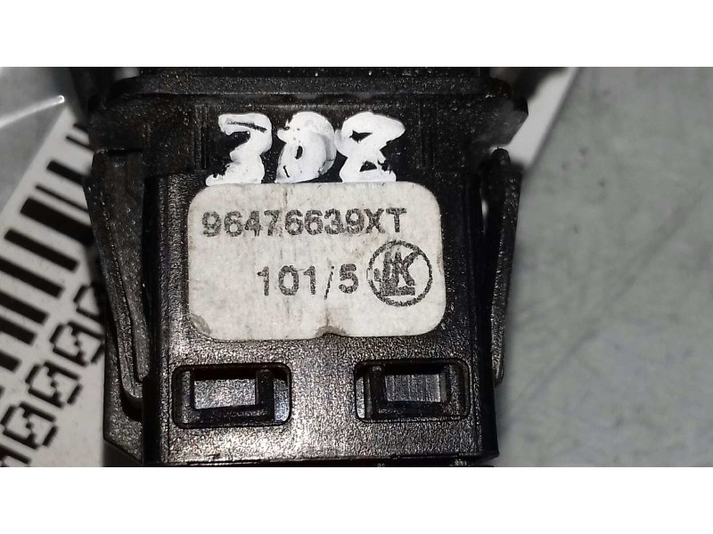 Recambio de interruptor para citroen c4 berlina collection referencia OEM IAM 96476639XT 1015 PARKING