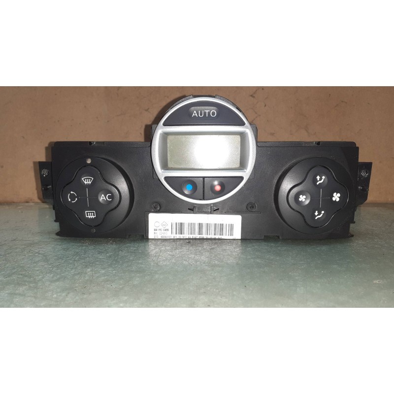 Recambio de mando calefaccion / aire acondicionado para renault megane ii berlina 5p authentique referencia OEM IAM 8200413906  