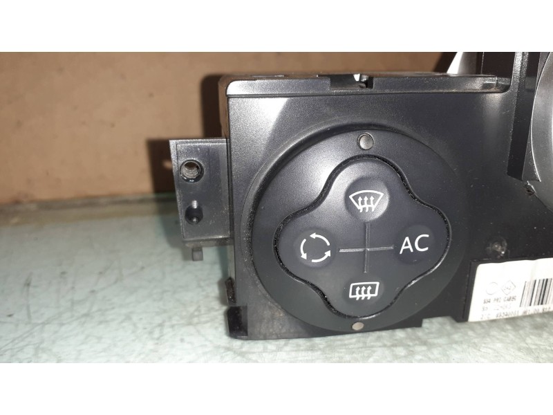 Recambio de mando calefaccion / aire acondicionado para renault megane ii berlina 5p authentique referencia OEM IAM 8200413906  