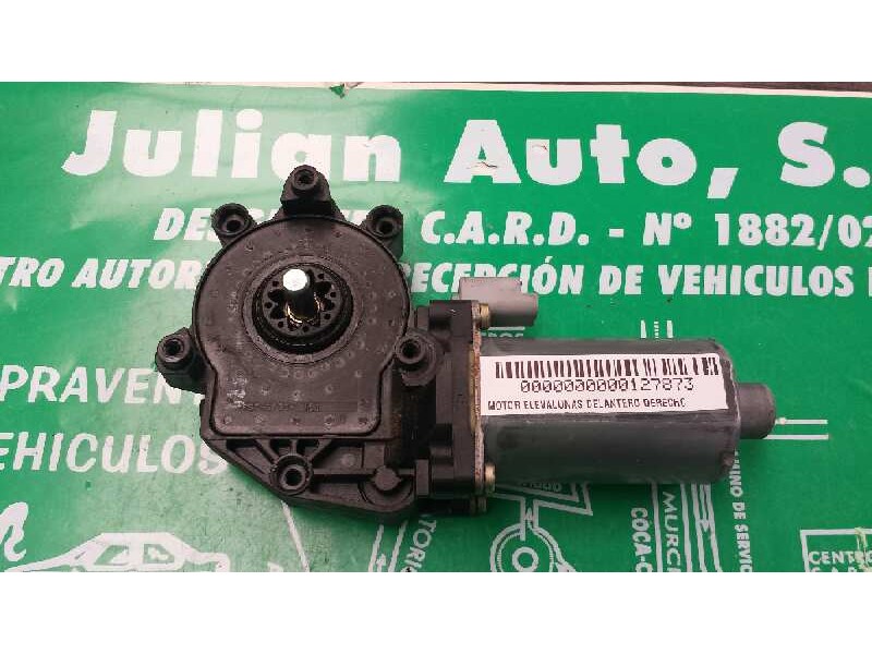 Recambio de motor elevalunas delantero derecho para citroen berlingo 1.6 hdi 75 collection familiar referencia OEM IAM 013082176