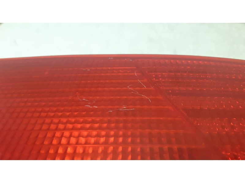 Recambio de piloto trasero izquierdo para toyota avensis berlina (t 22) 2.0 terra (5-ptas.) referencia OEM IAM   