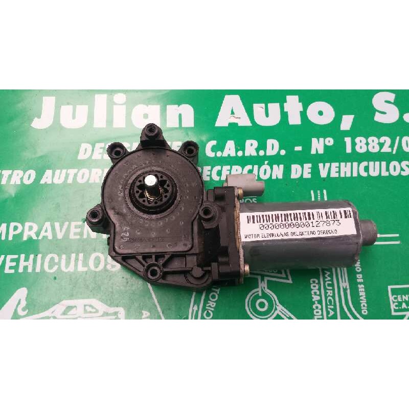 Recambio de motor elevalunas delantero derecho para citroen berlingo 1.6 hdi 75 collection familiar referencia OEM IAM 013082176